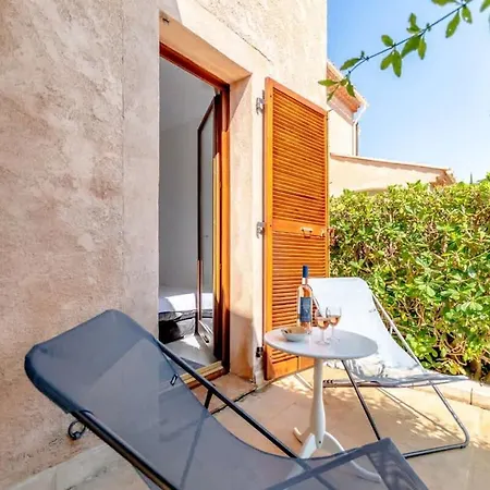 Holiday home Cozy House With A Pool In *